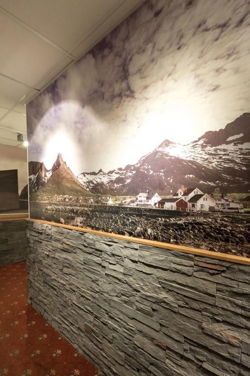 Senja Hotell Finnsnes Exterior photo